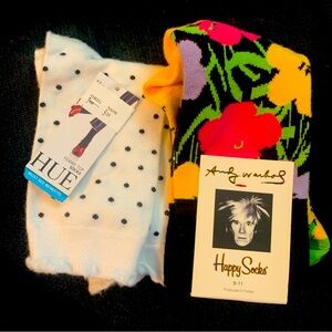 NWT Womens 2 pairs of socks, bundled together